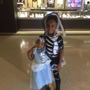 Meet your Posher, Ronald